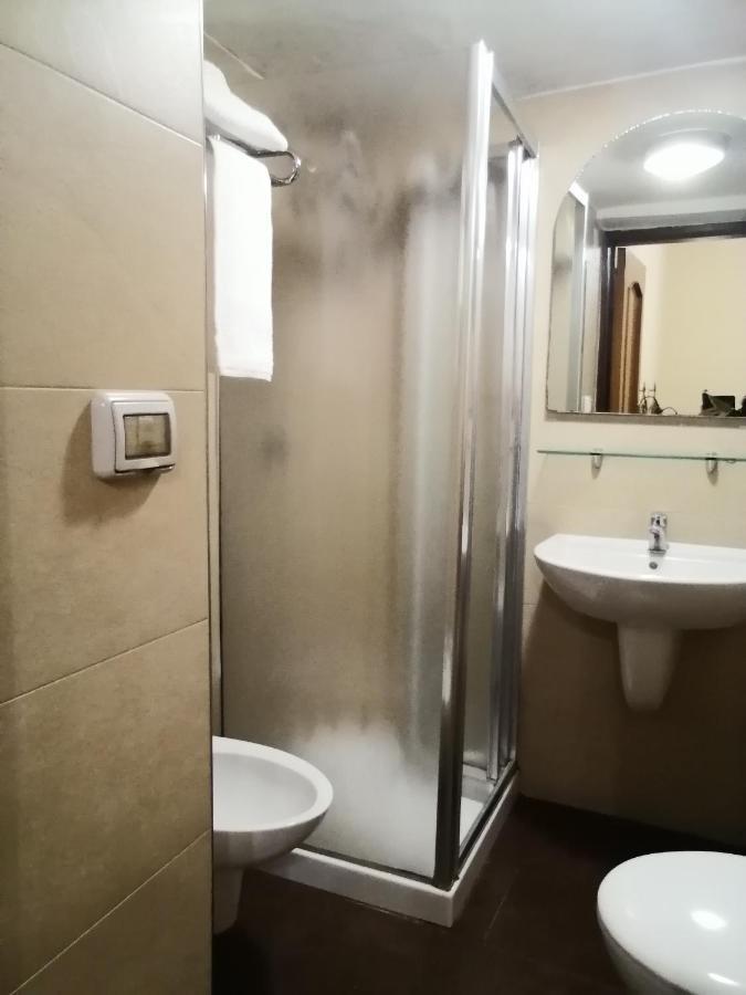 Hotel De Rossi Bari Kültér fotó