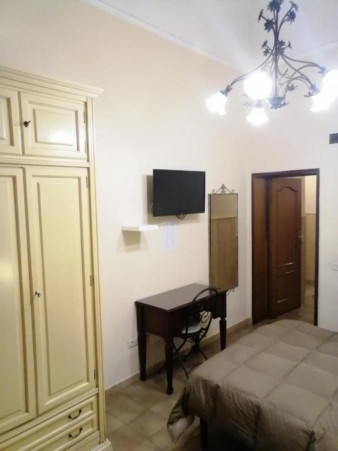 Hotel De Rossi Bari Kültér fotó